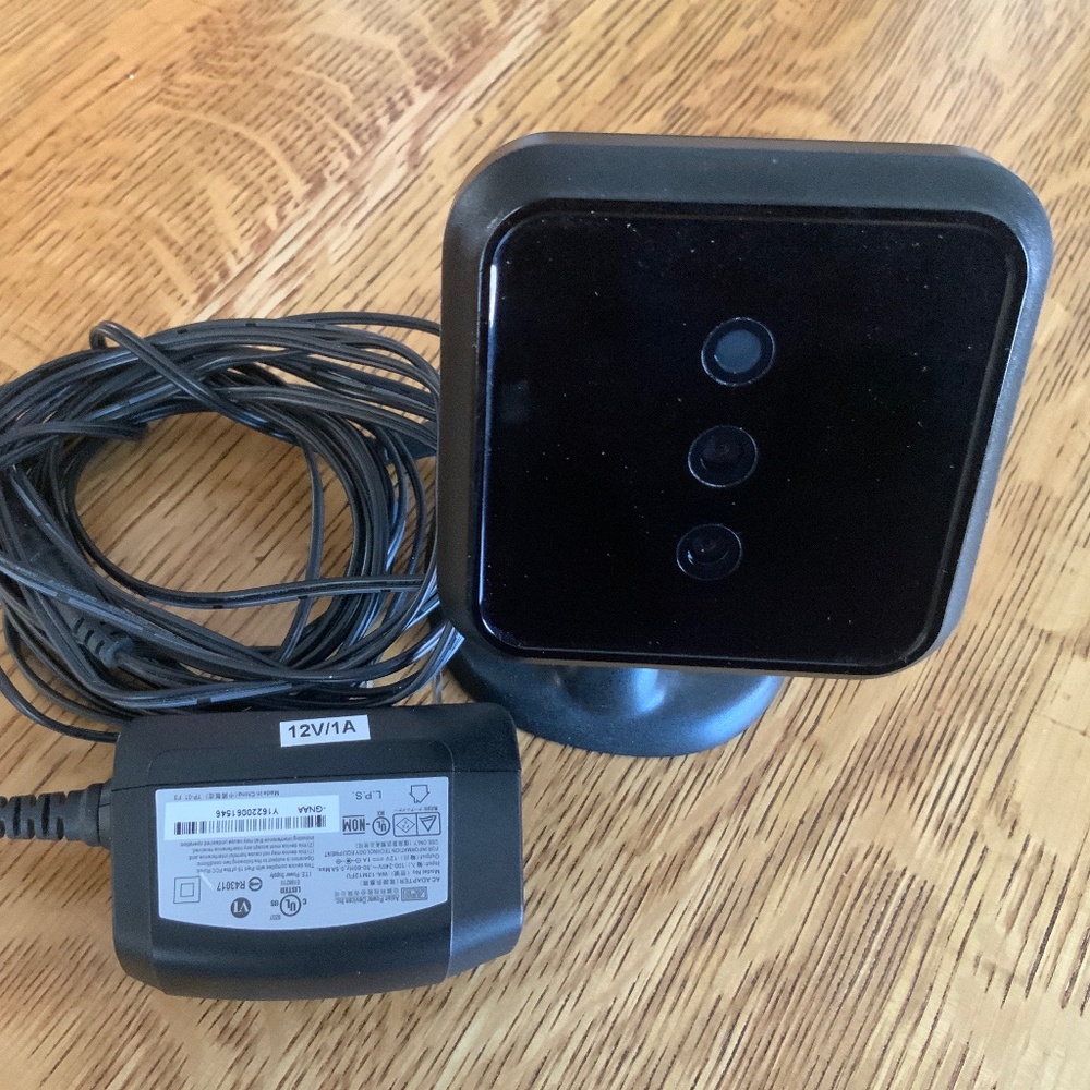 ADT PULSE Indoor Wireless Network Video Surveillance Security Camera